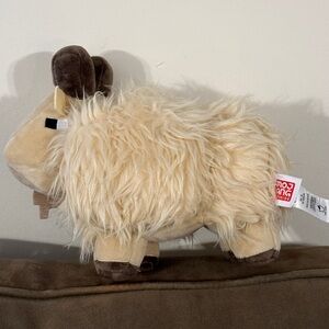 Minecraft Goat - Caves & Cliffs - Plush Stuffie Mojang Mattel Stuffed Animal